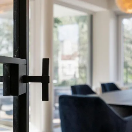 The Waves-luxurious 3bedroom App W Big Terrace & Garage * Oostende