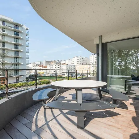 The Waves-luxurious 3bedroom App W Big Terrace & Garage Διαμέρισμα